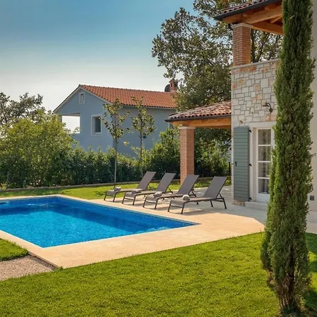 Villa Petra Vabriga *