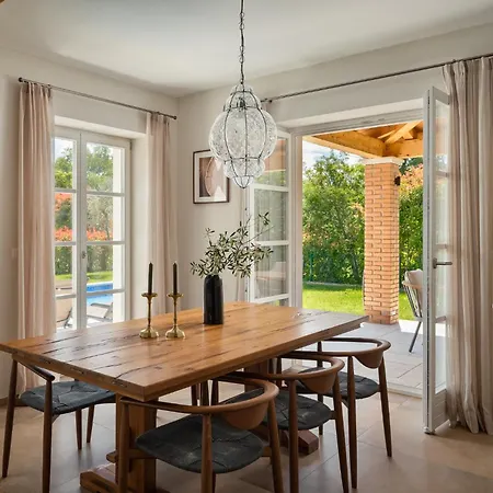 Petra Vabriga Villa Tar-Vabriga