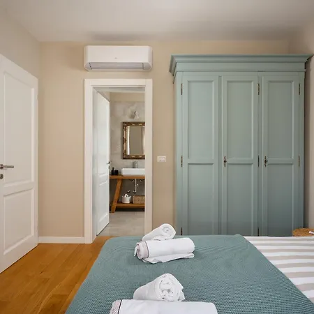 Petra Vabriga Villa *