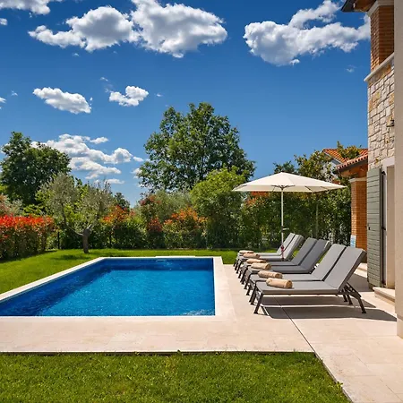 Petra Vabriga Villa Tar-Vabriga