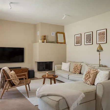 Petra Vabriga * Tar-Vabriga