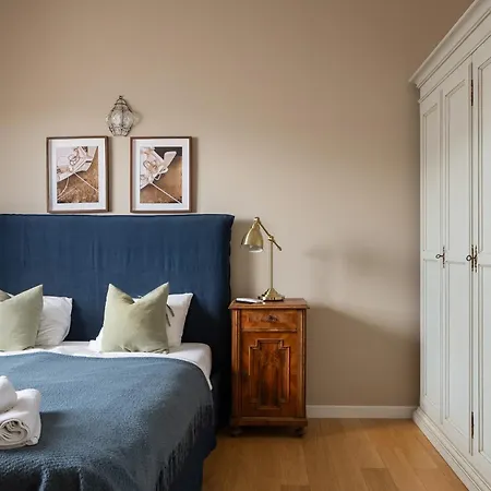 Petra Vabriga * Tar-Vabriga