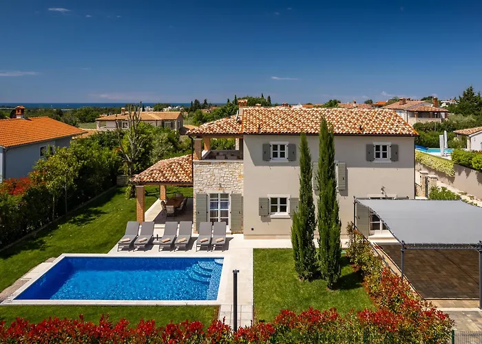 Petra Vabriga * Tar-Vabriga